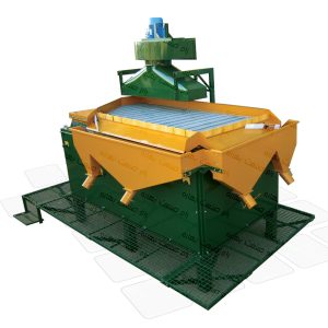 Gravity machine with a capacity of 5 tons per hour